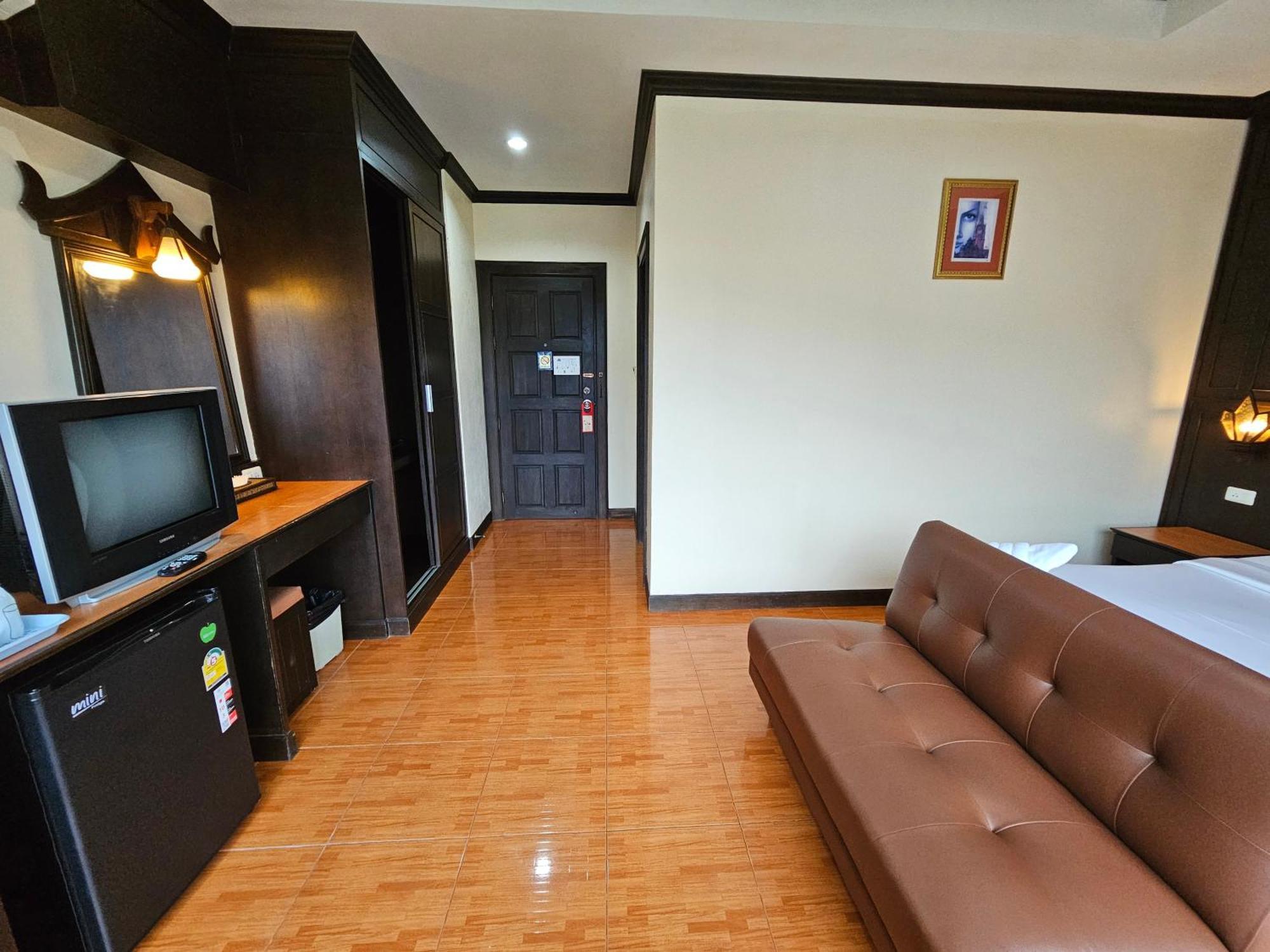 Nanai 2 Residence Patong Phuket Exterior photo
